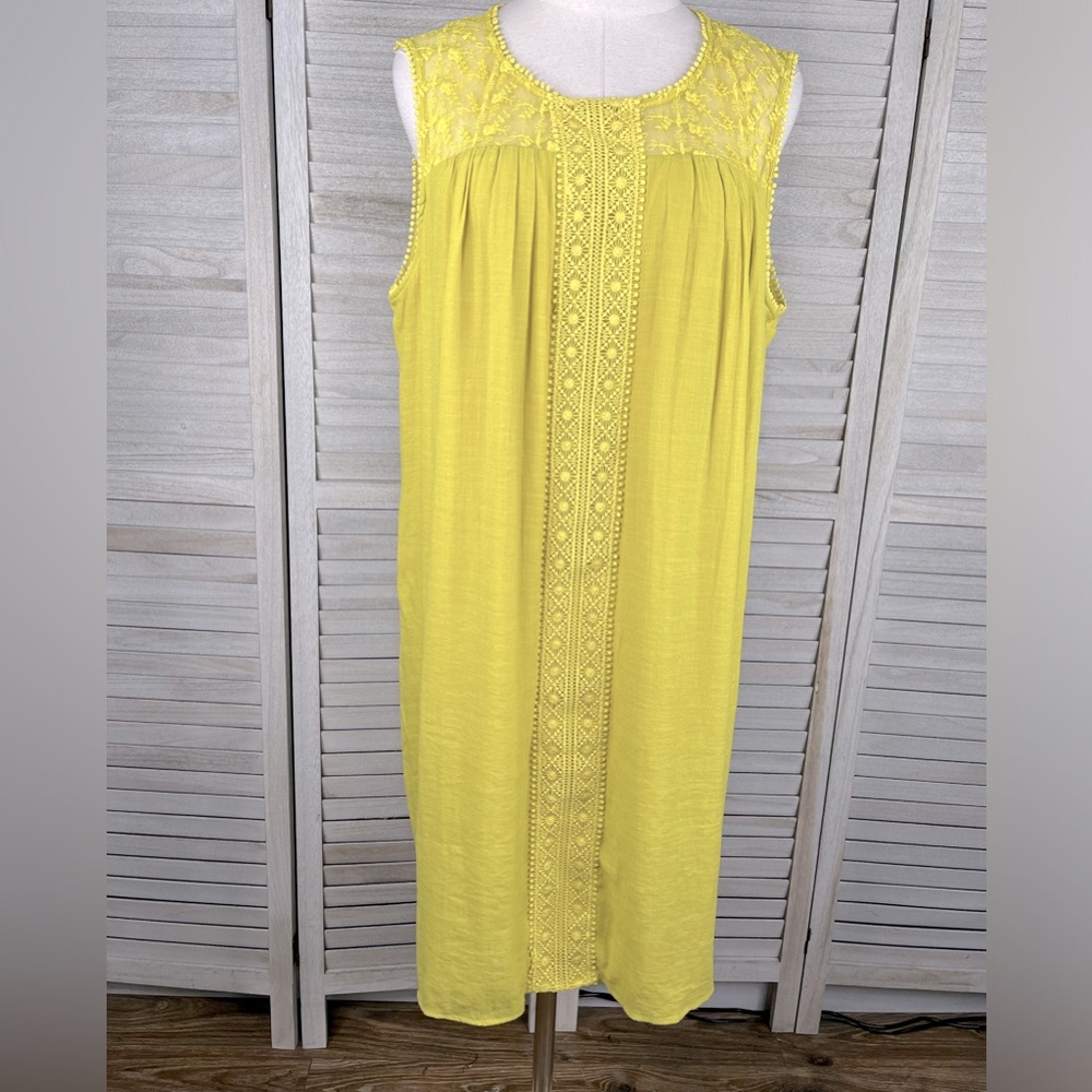 ZAC & RACHEL Sleeveless Lace Trimmed Shift Dress Yellow-1X